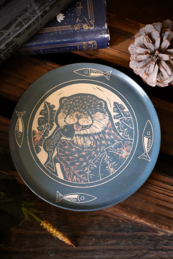 Otter small plate