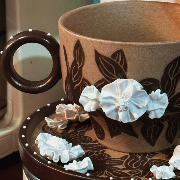 IFF Mocha Leaf Whisper Cup & Tray Set