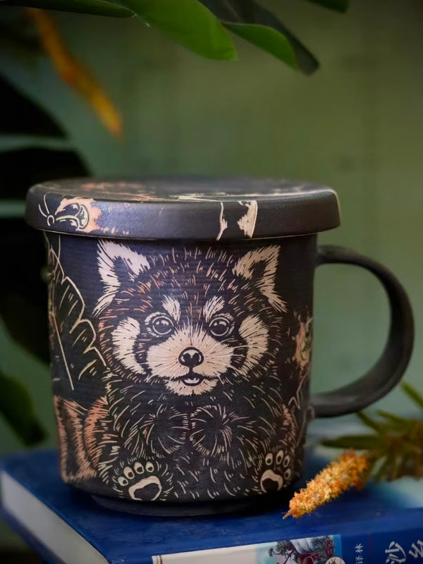 Red Panda Mug with Lid