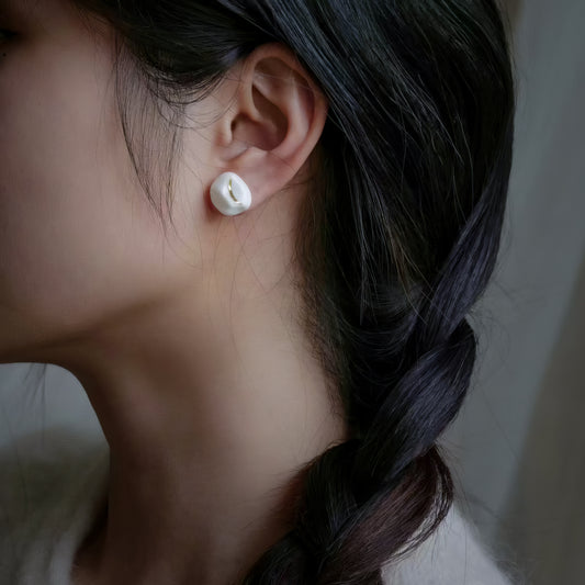 White Porcelain Gilded Stud Earrings - Wandering Breeze Collection