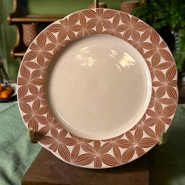 Trifire Terra Petal Border Plate