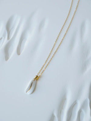 White Porcelain Gilded Minimalist Necklace - Wandering Breeze Collection
