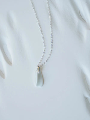 Shadow Celadon Minimalist Necklace - Wandering Breeze Collection