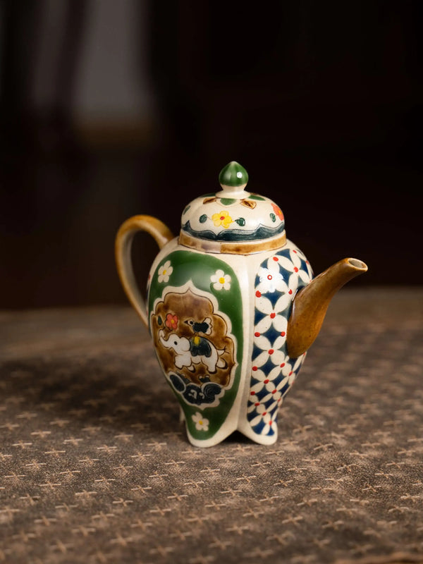 Elephant Motif Four-Leg Teapot with Coin Pattern