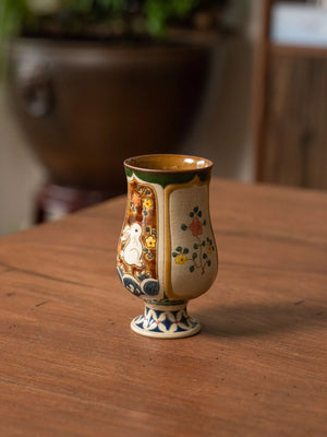 Rabbit Motif Aromatic Cup with Wave & Floral Pattern