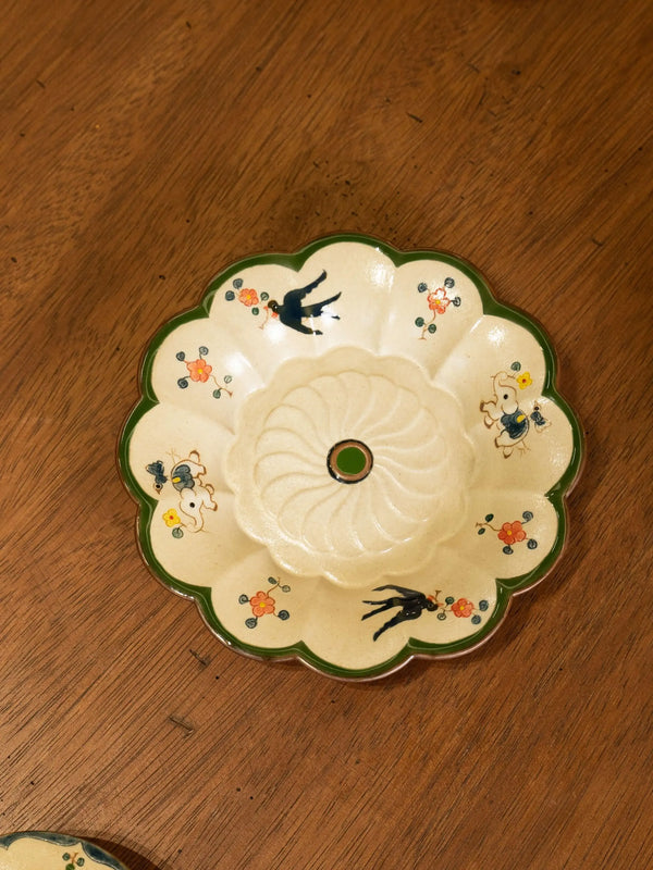 Elephant & Swallow Scalloped Plate