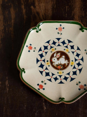Rabbit Square Plate with Coin Pattern