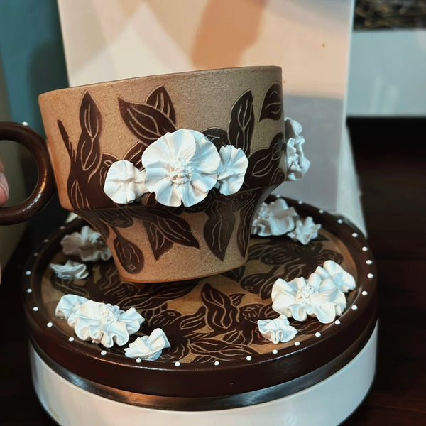 IFF Mocha Leaf Whisper Cup & Tray Set