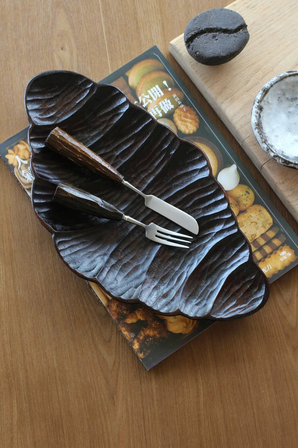 Kawa Croissant Carved Wooden Plate