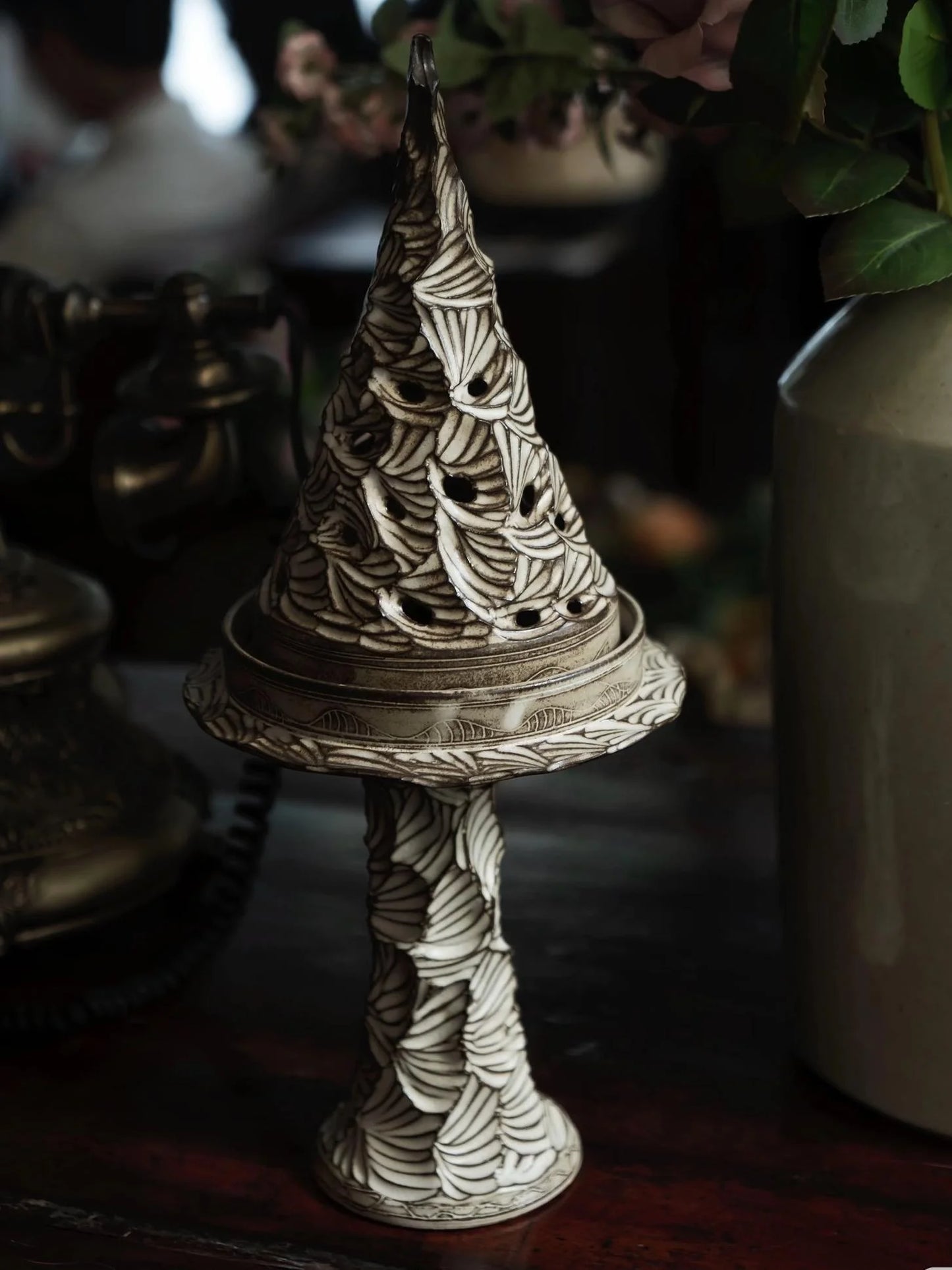 Nanyi Mystic Hand-Carved Ceramic Luminary