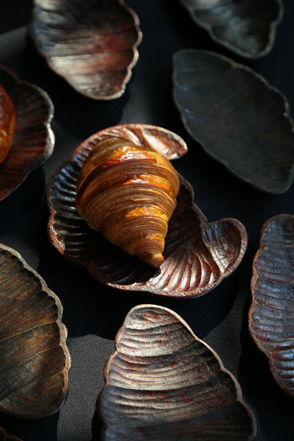 Kawa Croissant Carved Wooden Plate